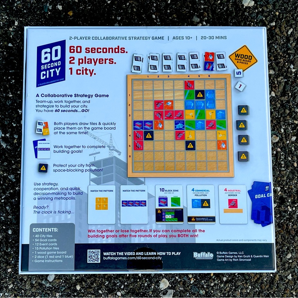 60 Second 2 player game Age 10+ Board Game